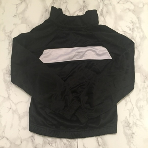 Boys Black and White Nike Size 7 Zip Up Jacket - Picture 4 of 4